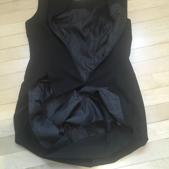Lovely Calvin Klein black fitted dress, with gold accent pockets. - Picture 15 of 16